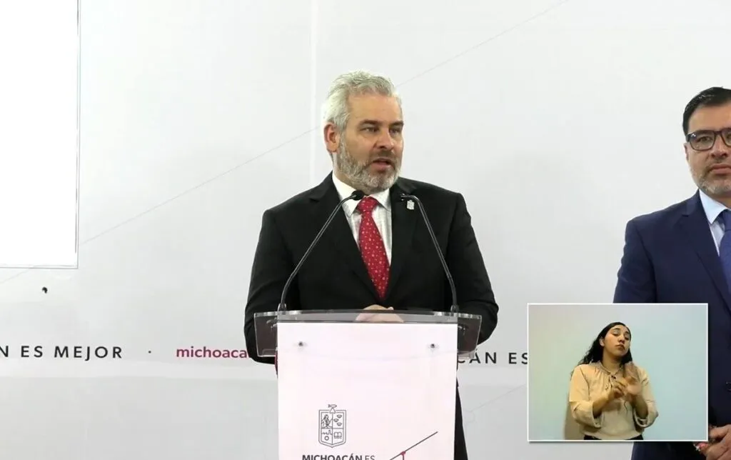 Bedolla atribuye narcomantas en Michoacán a estrategia de comunicación criminal