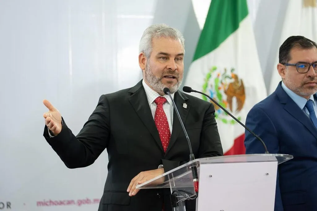 Bedolla condena agresión de Alito Moreno a Noroña