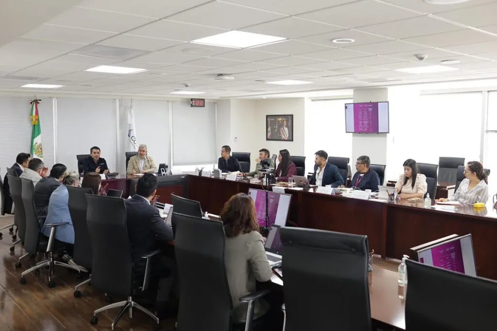 Bedolla y Conagua trazan ruta para convenir obra hidráulica en cuencas del lago de Pátzcuaro, río Duero y Morelia