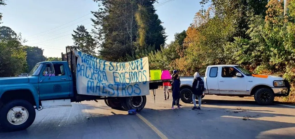 Cambios irregulares problemática en sector educativo de Michoacán