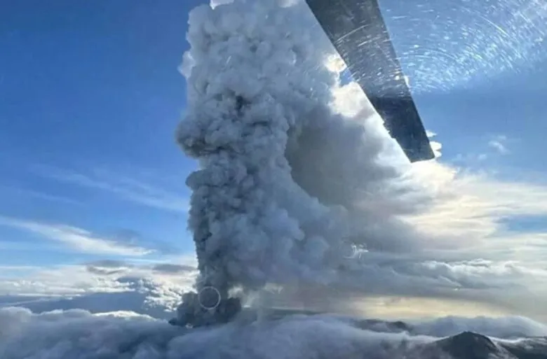 Captan primera erupción del volcán Krasheninnikov en al menos 400 años