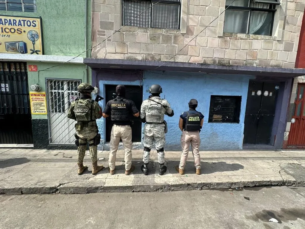Cateos en Morelia: FGE asegura 1,900 dosis de droga 2