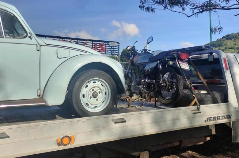 Choque vehicular sobre periférico de Morelia deja a una persona lesionada