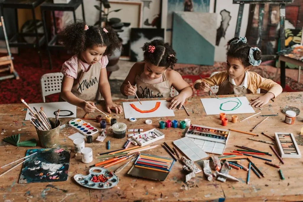 Colectiva Metamórficas Violeta impulsa espacios artísticos seguros para niñas en Morelia