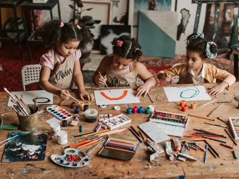 Colectiva Metamórficas Violeta impulsa espacios artísticos seguros para niñas en Morelia