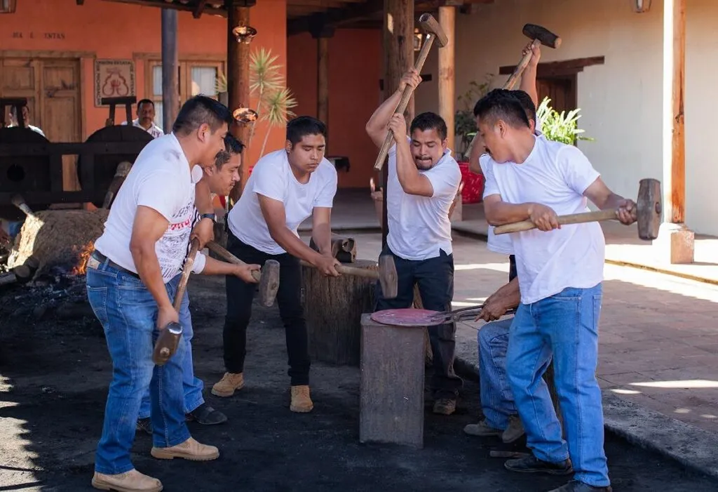 Comienza la magia de Santa Clara con su Feria Nacional del Cobre