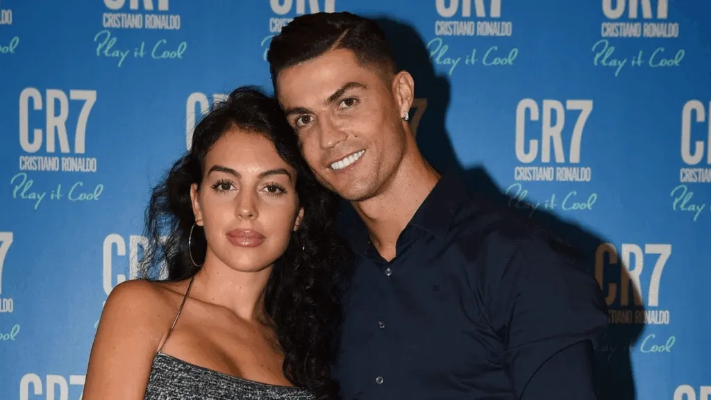 Cristiano Ronaldo y Georgina Rodríguez anuncian su compromiso