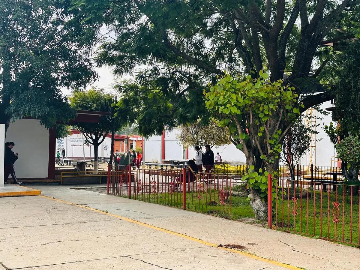 De 2 mil pesos las cuotas para ingresar al CBTis 149 de Morelia; director niega obligatoriedad