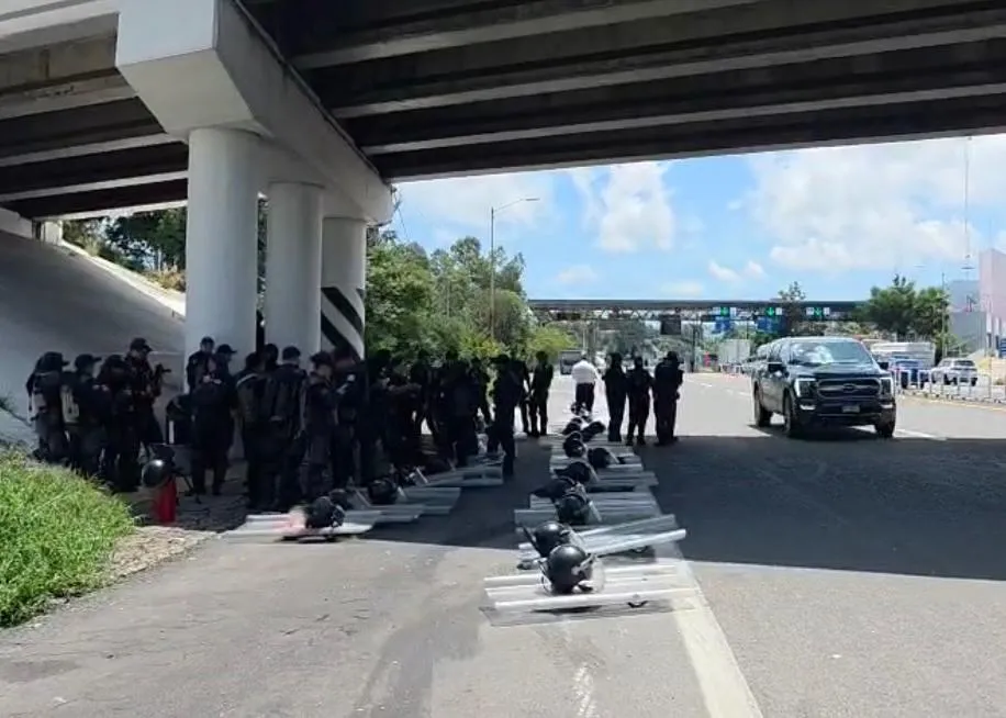 Desalojan a manifestantes que exigían la aparición de un hombre en Zinapécuaro