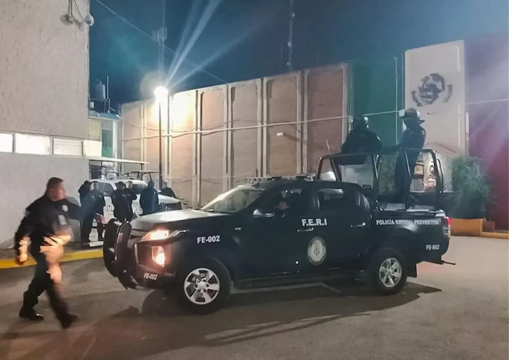 Detectan red de contrabando tras operativo en penal de Puebla