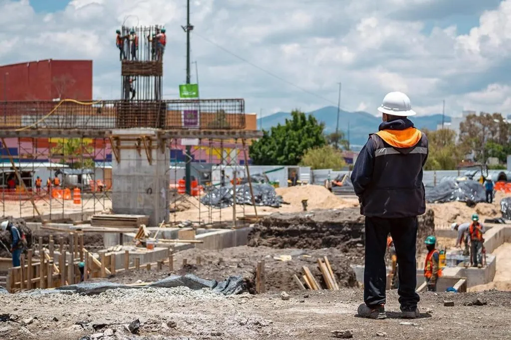 Deuda de 1,300 mdp y teleférico con 41 torres sin utilidad en Morelia pri