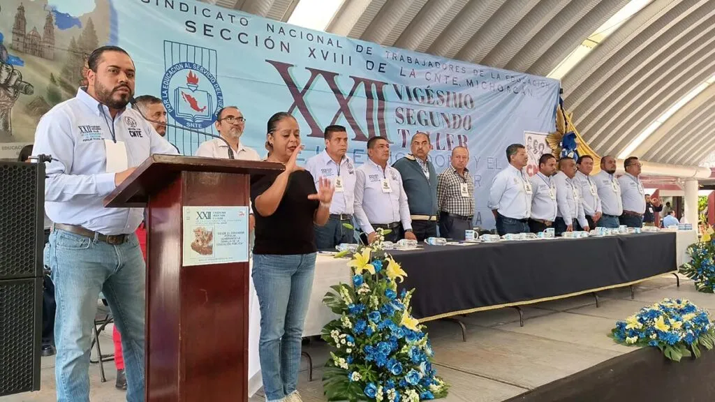 Disminución del rezago educativo en Michoacán, logro de los maestros y no de Gabriela Molina: CNTE