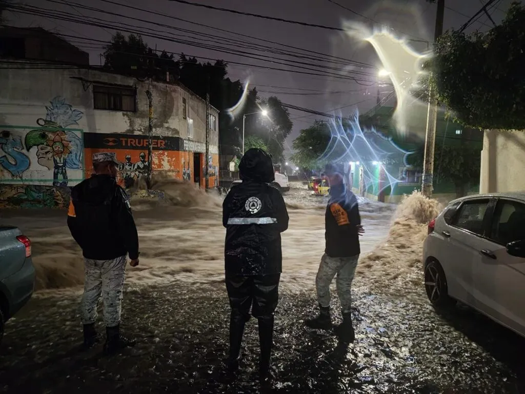 Dos muertos tras tormenta en Querétaro
