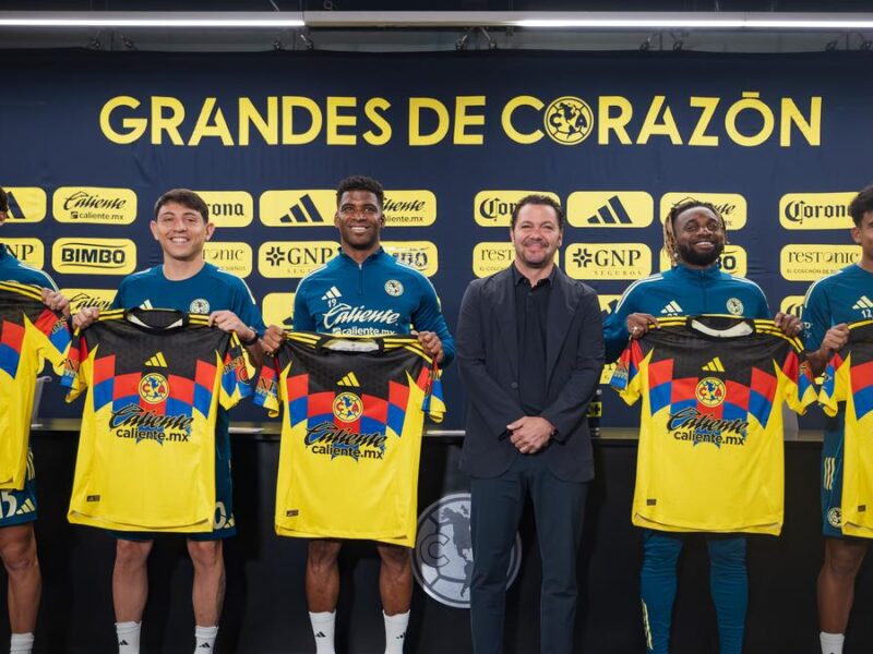 El Club América presenta a sus cinco refuerzos