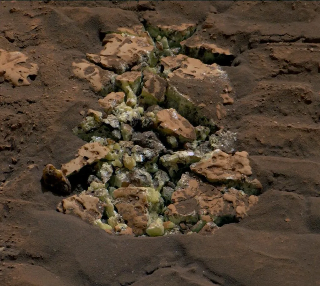El hallazgo inesperado en Marte que obliga a replantear la geología del planeta rojo-1
