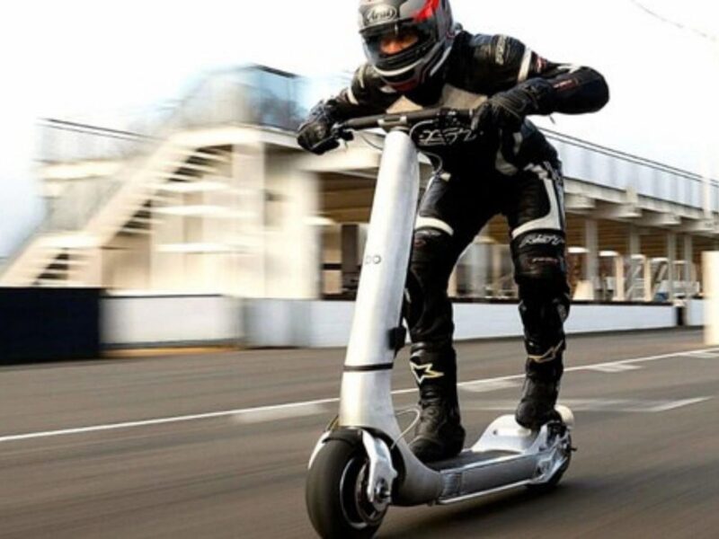 El Scooter Eléctrico Más Rápido del Mundo