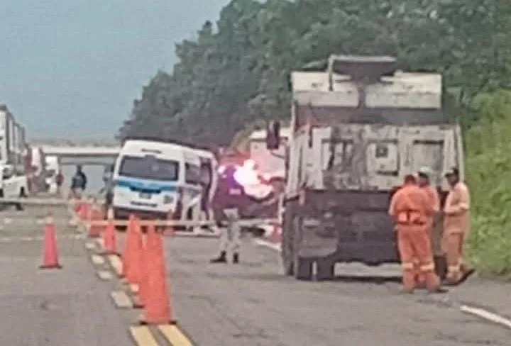 En accidente vehicular deja cuatro personas fallecidas en la Siglo XXI-1