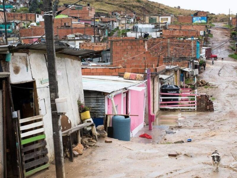 En México, 38.49 millones de personas viven en situación de pobreza: Inegi