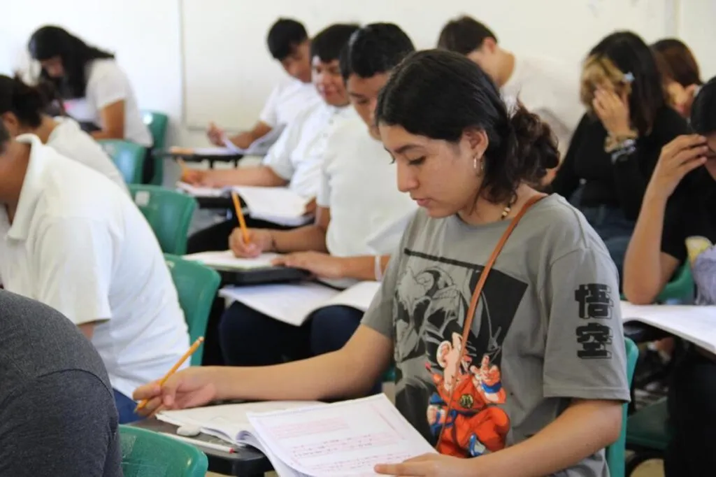 En Michoacán, más de 130 mil estudiantes de media superior 'estrenarán' el Bachillerato Nacional común