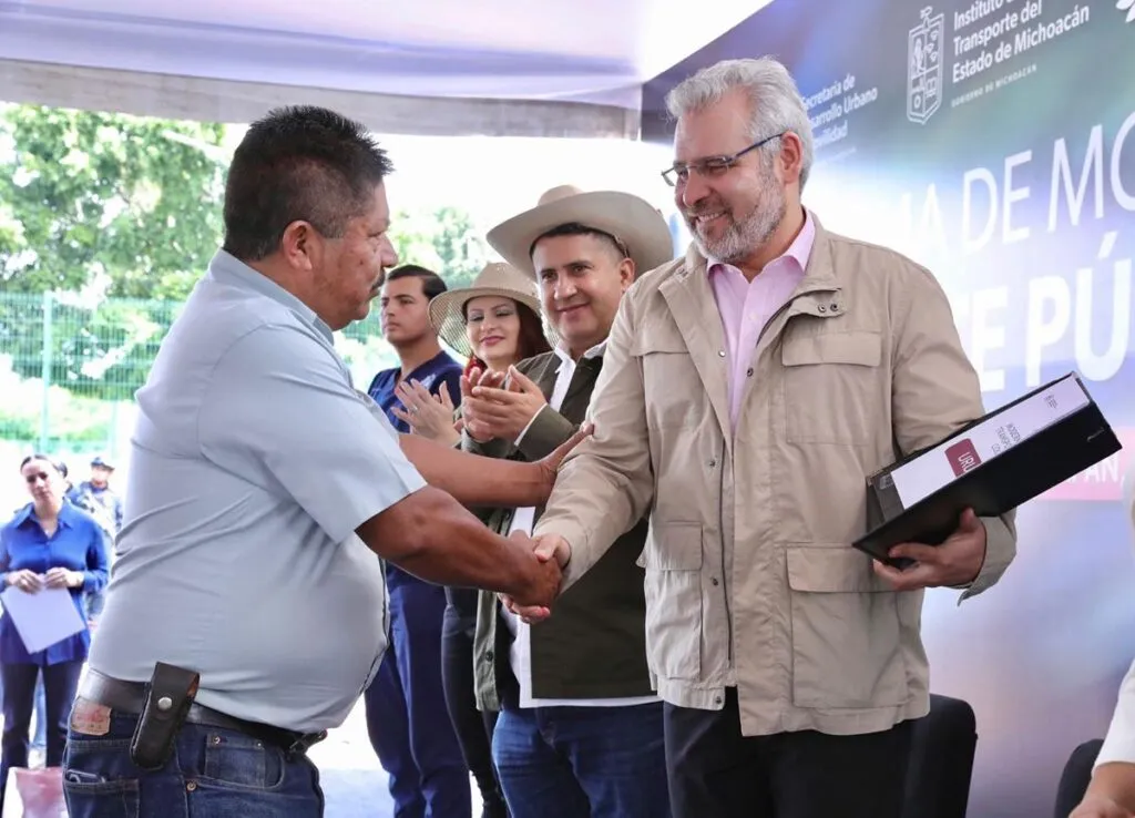 En octubre inicia renovación de unidades del transporte público de Uruapan: Bedolla-1