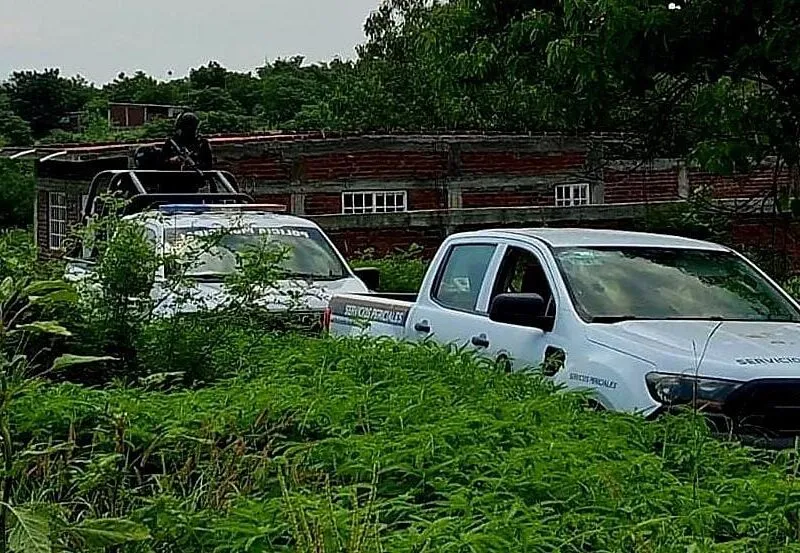En una barranca de Apatzingán encuentran el cadáver de un hombre