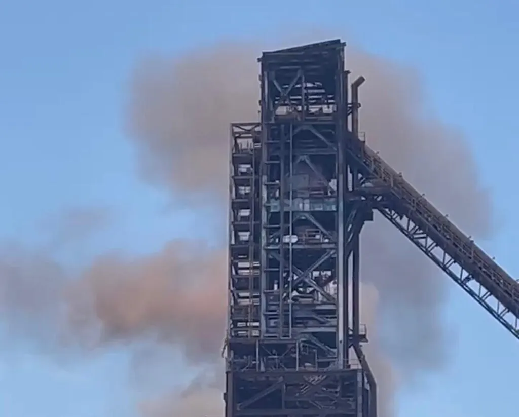 Explosión en ArcelorMittal Lázaro Cárdenas deja daños estructurales sin víctimas 1