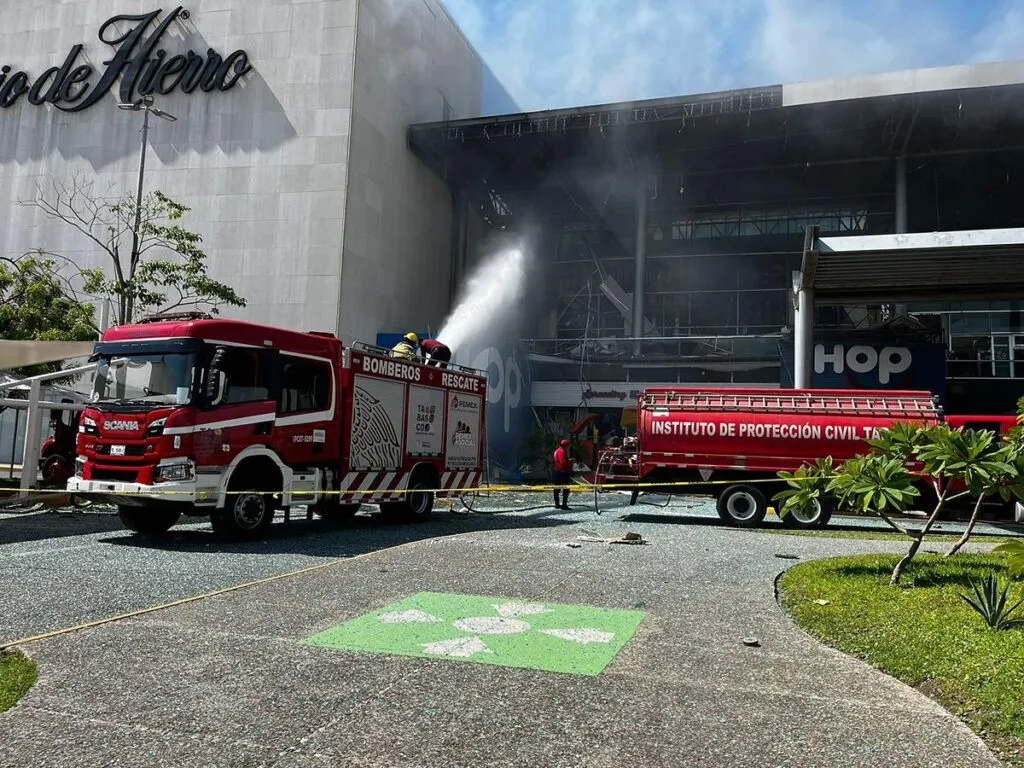 Explosión en restaurante de Villahermosa deja 14 heridos