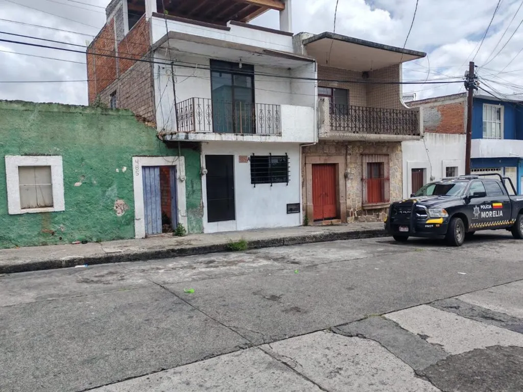 Hallazgo de restos óseos en vivienda causa alerta en Morelia