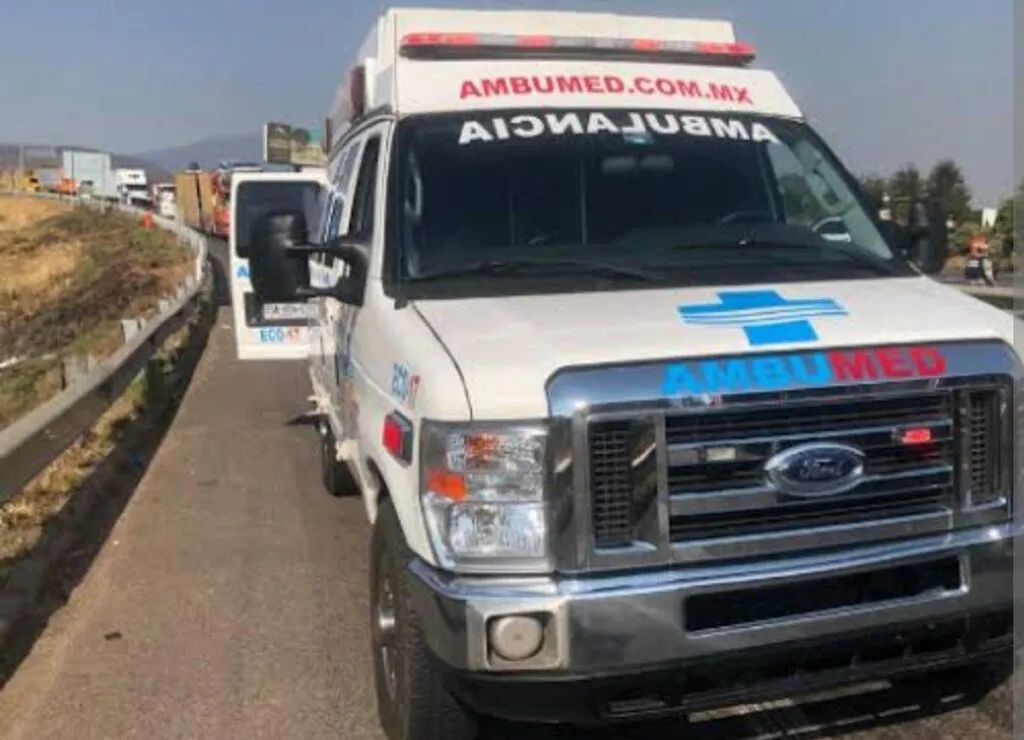 Hombre muere arrollado en la autopista Siglo XXI en Pátzcuaro 1