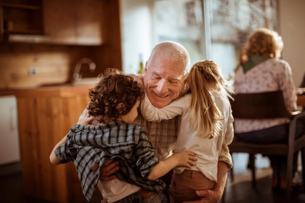 Hoy se rinde tributo a los pilares de la familia: los abuelos