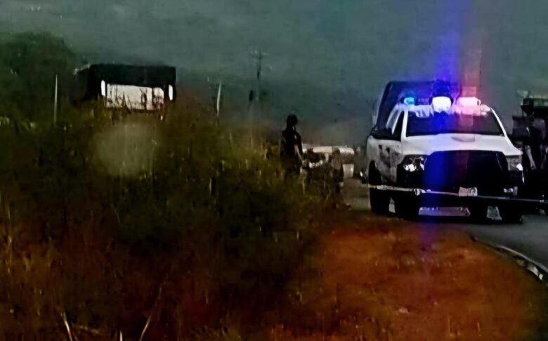 Investigan el hallazgo de un cadáver en descomposición en la Siglo XXI