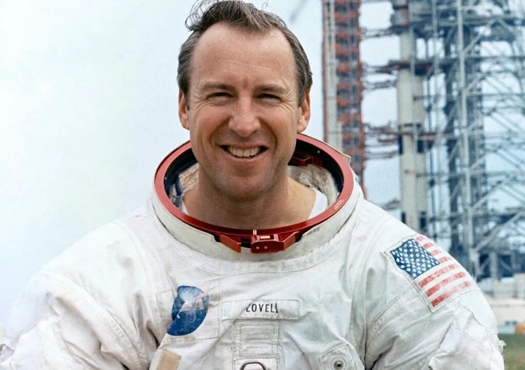 James Lovell, líder de la misión lunar del Apolo 13