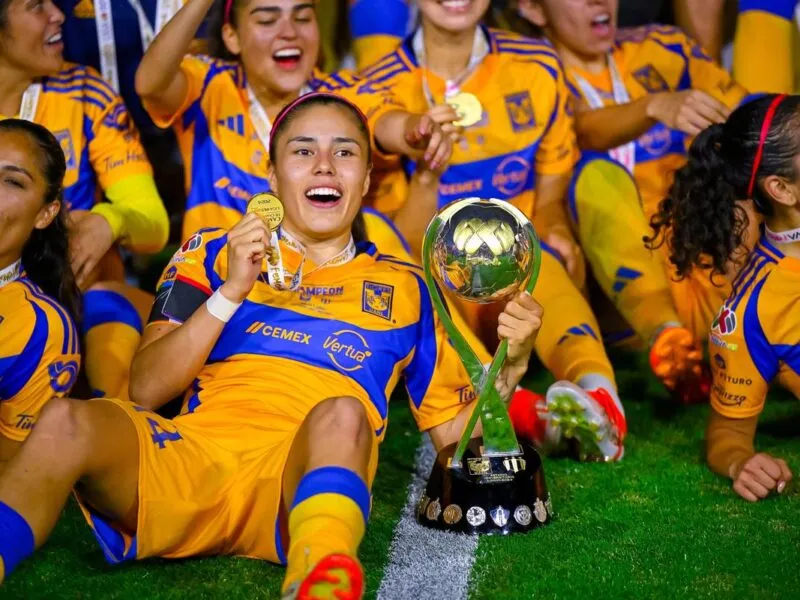 ‘La Maga’ Ovalle, el fichaje más caro del futbol femenil mundial