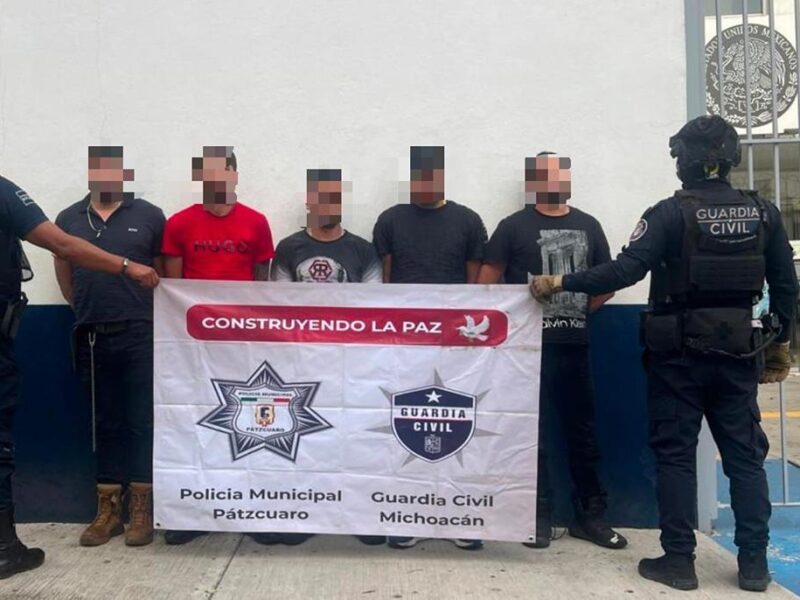Logran detención de 5 hombres por posesión de 3 armas y droga en Salvador Escalante
