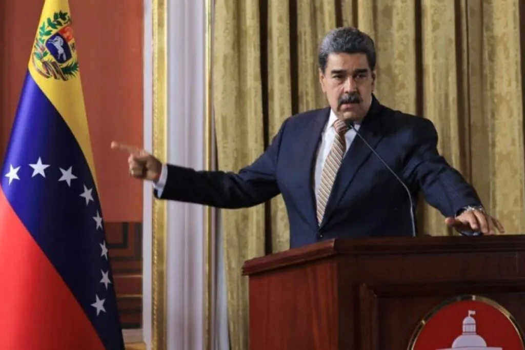 Maduro acusa a EUA de intentar cambio de régimen en Venezuela de forma “terrorista”