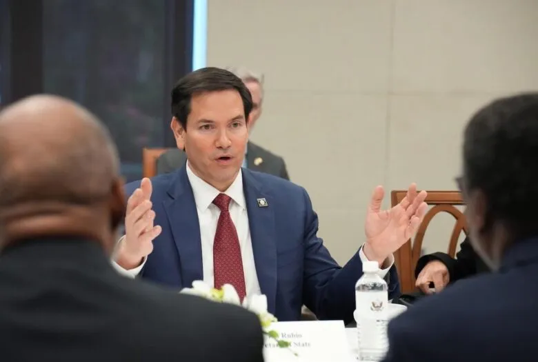 Marco Rubio lanza ultimátum: ¡EE.UU. arremete y los cárteles mexicanos ya son prioridad de seguridad nacional!