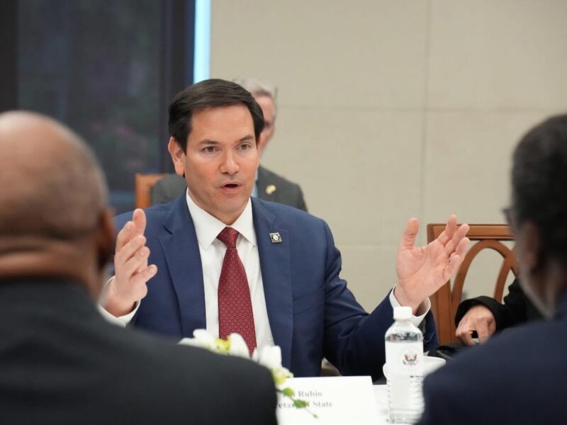 Marco Rubio lanza ultimátum: ¡EE.UU. arremete y los cárteles mexicanos ya son prioridad de seguridad nacional!