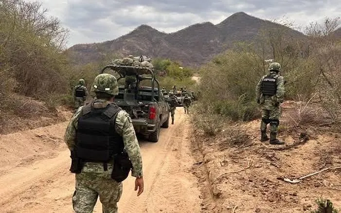 Martes 'rojo' en Michoacán; cuatro municipios con enfrentamientos y explosiones de minas terrestres