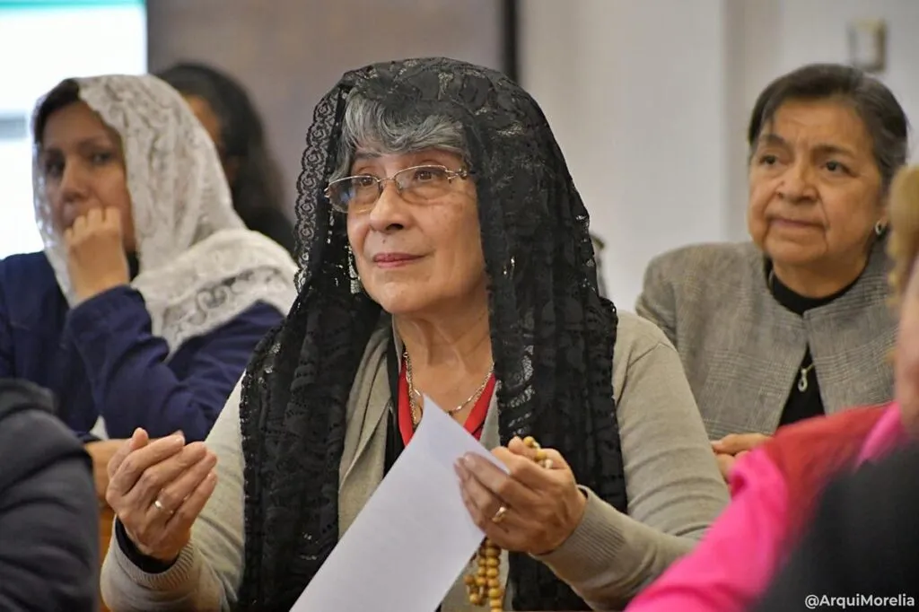 Más de 10 mil mujeres de Morelia parten en peregrinación por la paz hacia la Basílica