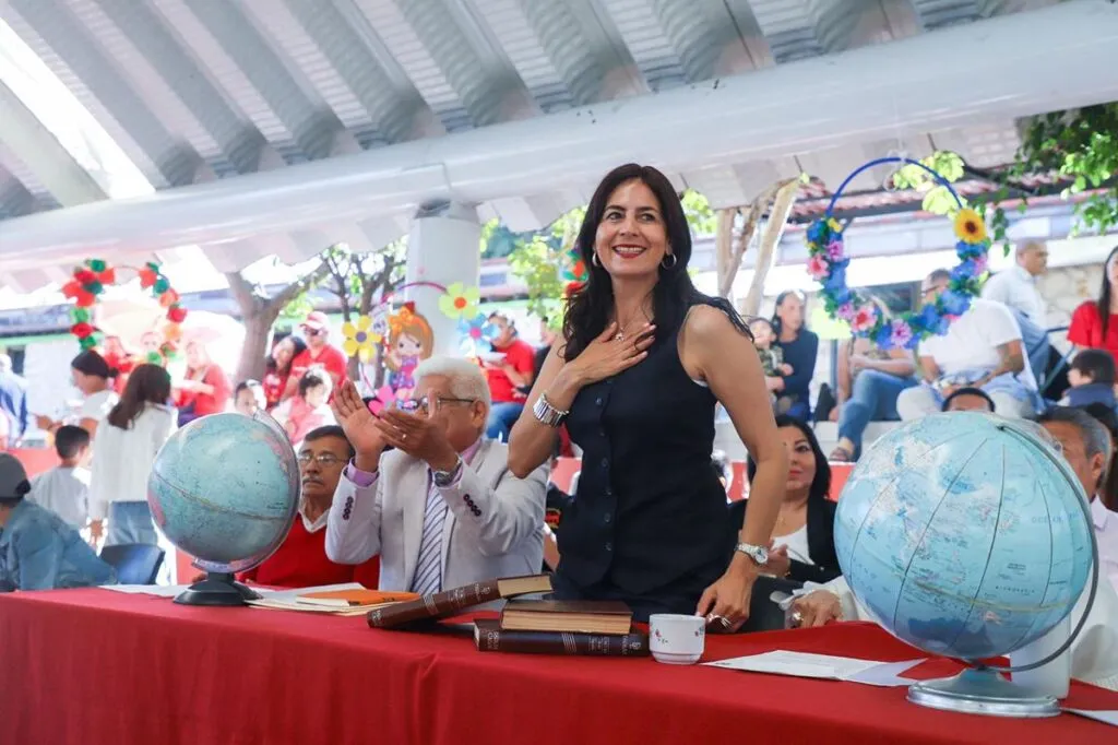 Michoacán avanza en indicadores educativos y reduce rezago educativo: Gabriela Molina