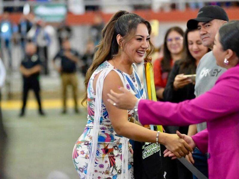 Mónica Valdez en su primer informe de gobierno