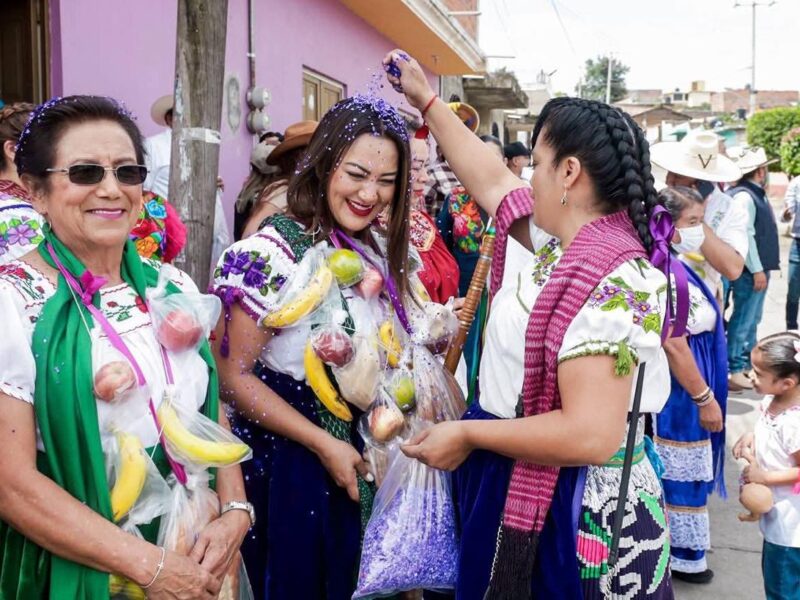 Mónica Vallejo en el festival del Elote