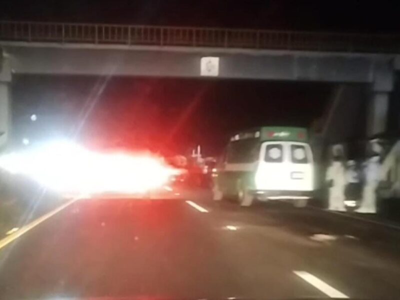 Motociclista muere tras choque contra una camioneta en la Morelia-Pátzcuaro