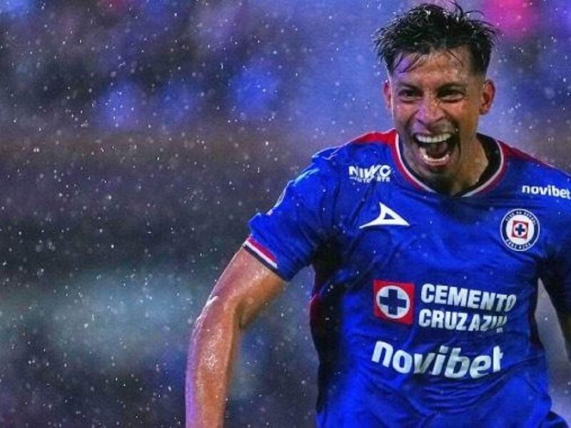 ¡Orgullo michoacano! Ángel Sepúlveda es líder de goleo del Apertura 2025