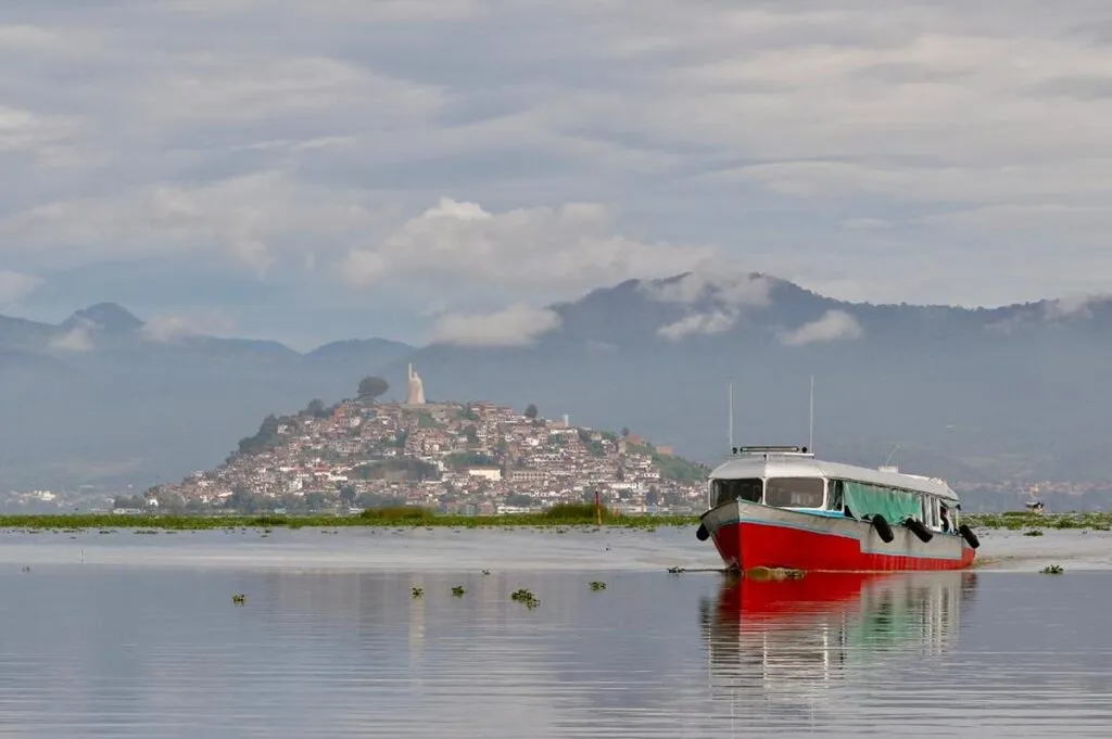 Pátzcuaro, Michoacán: Descubre el Mejor Pueblo Mágico para Vacaciones de Verano 4