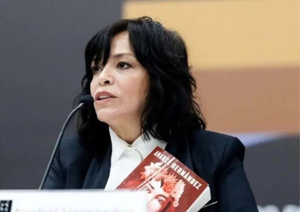 Penguin Random House señala irregularidades en el fallo en su contra por derecho de réplica y de Anabel Hernández