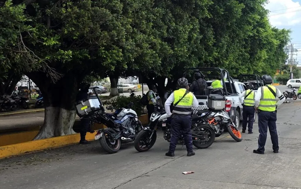 Persecución en Zamora y Jacona: detienen a un sujeto armado y recuperan motocicleta robada