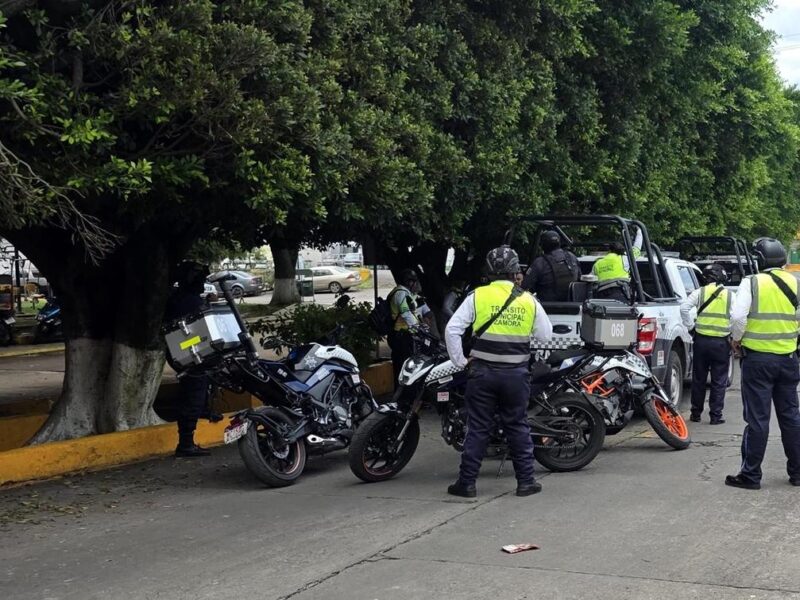 Persecución en Zamora y Jacona: detienen a un sujeto armado y recuperan motocicleta robada