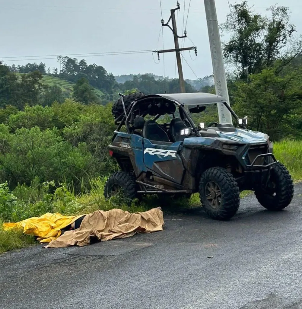 Pierde el control de su RZR y muere al volcar en la Morelia-Mil Cumbres