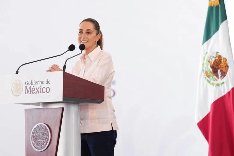Pobreza en México está en su nivel más bajo en últimos 40 años: Sheinbaum